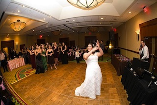 Is the Garter and Bouquet Toss Going Out of Style? Are There Any  Alternatives?